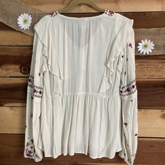 Knox Rose cream colored long sleeve top, size XS - Picture 5 of 6